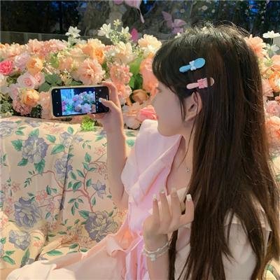 冰属性男子与酷酷女同事